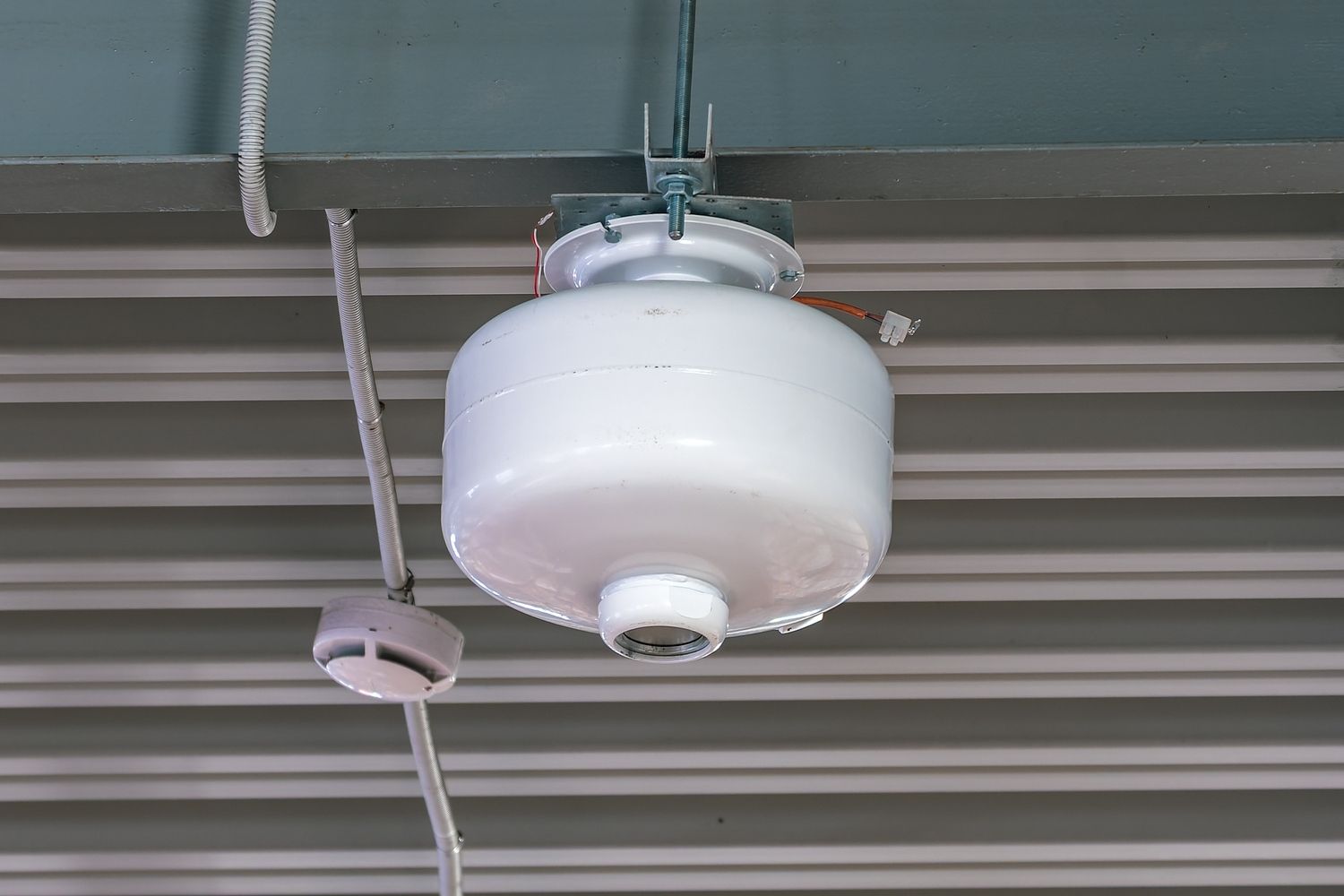 Монтаж порошкового пожаротушения на складском комплексе